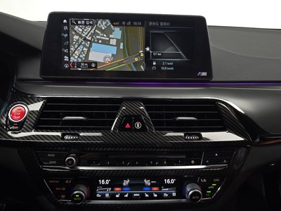 2018 BMW M5 缩略图 18