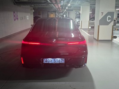 BMW I7 - 3