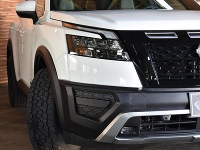 NISSAN PATHFINDER - 8