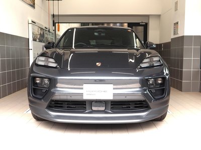 PORSCHE MACAN - 2