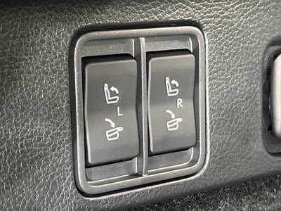 2023 Lexus RX thumbnail 34