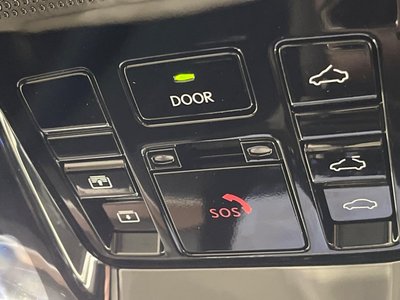 2023 Lexus RX thumbnail 32