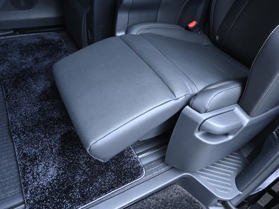 2024 Toyota ALPHARD thumbnail 45