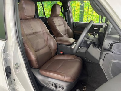 TOYOTA LAND CRUISER 250 - 8
