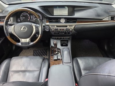 LEXUS ES - 5