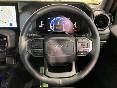 TOYOTA LAND CRUISER 250 - 7