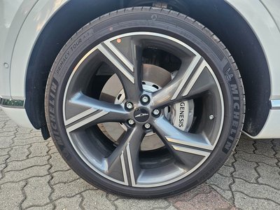 GENESIS GV80 - 6