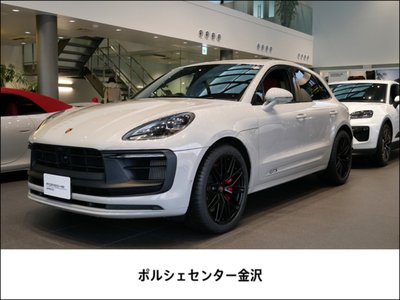 PORSCHE MACAN - 1