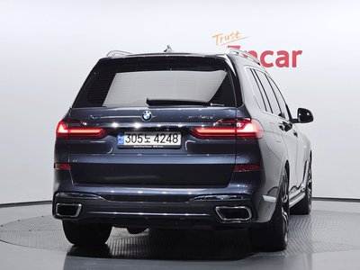 2022 BMW X7 照片 3