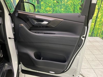 صورة مصغرة 55 لـ 2025 Toyota ALPHARD