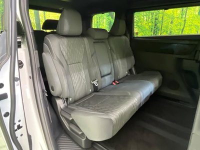 2025 Toyota ALPHARD photo 10