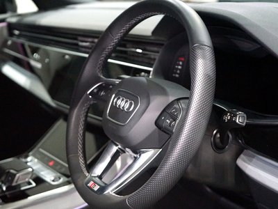 AUDI Q7 - 4