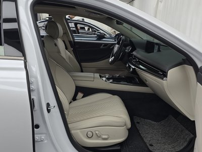 2023 Genesis G80 (RG3) thumbnail 16