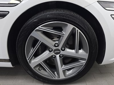 2023 Genesis G80 (RG3) photo 8