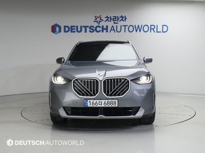 2025 BMW X3 照片 2