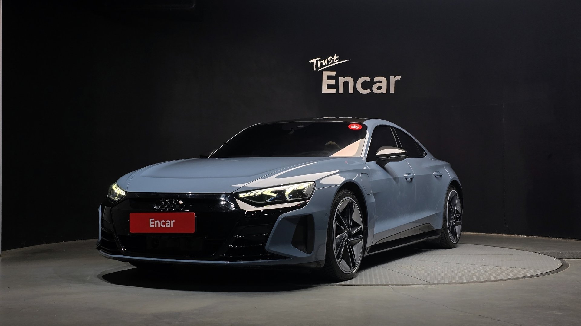 AUDI RS E-TRON GT - View 1