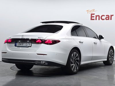 2024 Mercedes-BENZ E-CLASS 照片 3