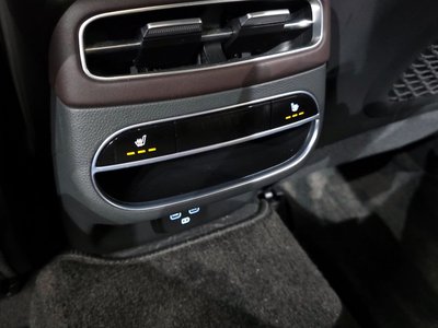 2021 Genesis GV70 — миниатюра 24