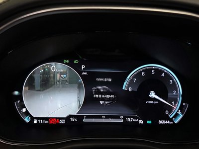 2021 Genesis GV70 — миниатюра 11