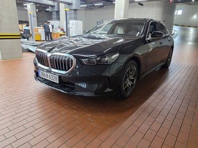 صورة 1 لـ 2026 BMW 5 SERIES