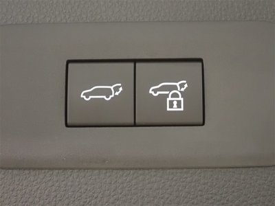 TOYOTA CROWN ESTATE - 8