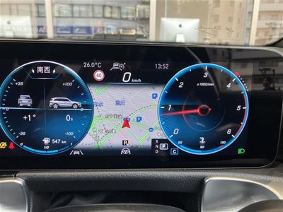 2022 Mercedes-BENZ GLB thumbnail 35