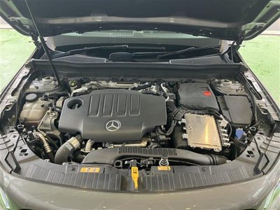 2022 Mercedes-BENZ GLB thumbnail 39