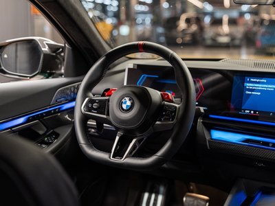صورة 8 لـ 2026 BMW M5