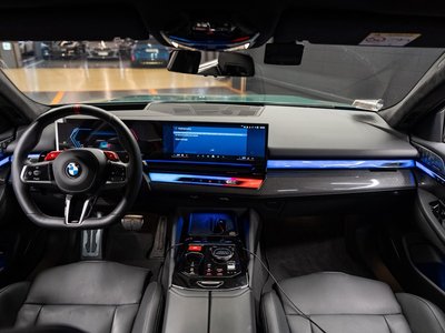 صورة 6 لـ 2026 BMW M5