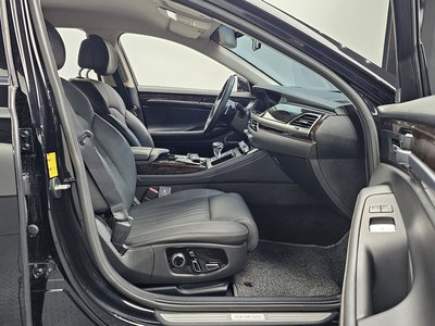 2021 Genesis G90 — миниатюра 16