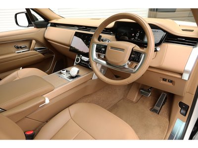 صورة 9 لـ 2023 LAND Rover RANGE ROVER