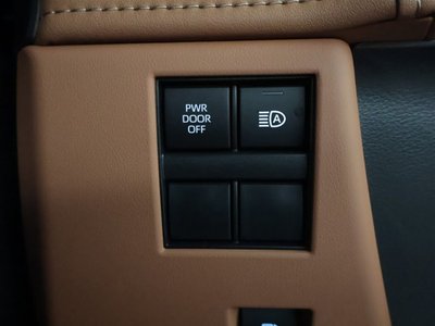 صورة مصغرة 27 لـ 2023 Toyota VELLFIRE