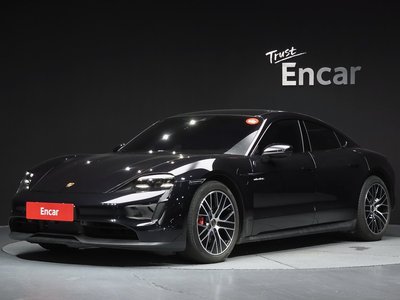 2021 Porsche TAYCAN 照片 1
