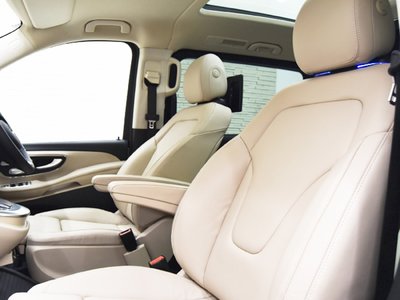 2024 Mercedes-BENZ V-CLASS photo 7