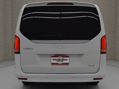 2024 Mercedes-BENZ V-CLASS photo 6