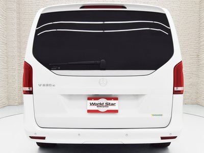 2024 Mercedes-BENZ V-CLASS photo 4