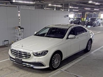 MERCEDES-BENZ E-CLASS - 1