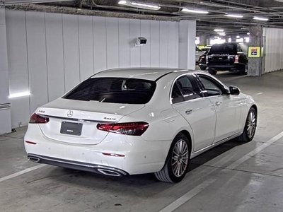 MERCEDES-BENZ E-CLASS - 2