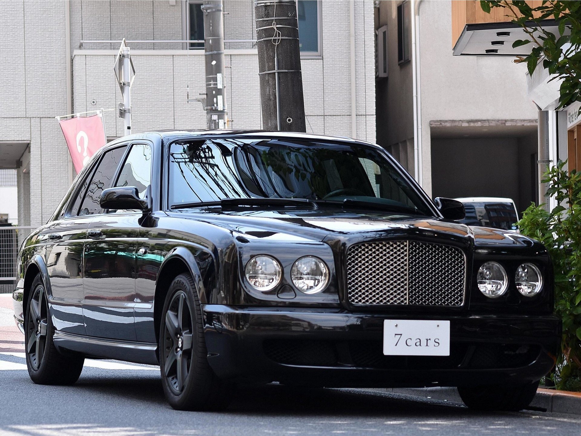 BENTLEY ARNAGE - View 1