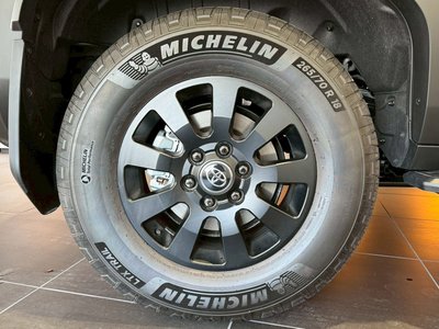 TOYOTA LAND CRUISER 250 - 9