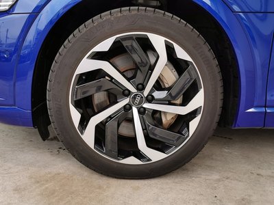 AUDI Q8 SPORTBACK E-TRON - 10