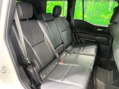2025 Toyota LAND CRUISER 250 — миниатюра 11