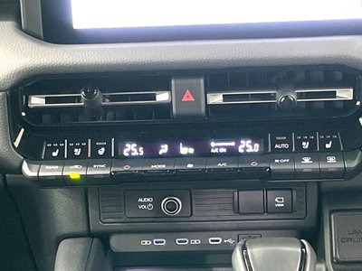 2025 Toyota LAND CRUISER 250 — миниатюра 28