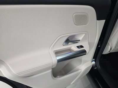 2025 Mercedes-BENZ EQA — миниатюра 16