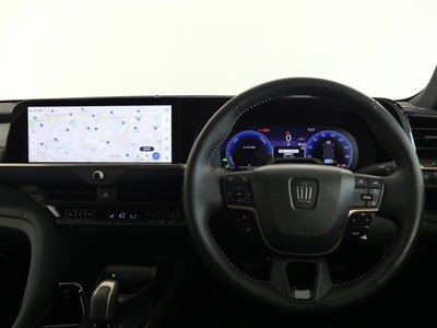 TOYOTA CROWN SPORT - 4