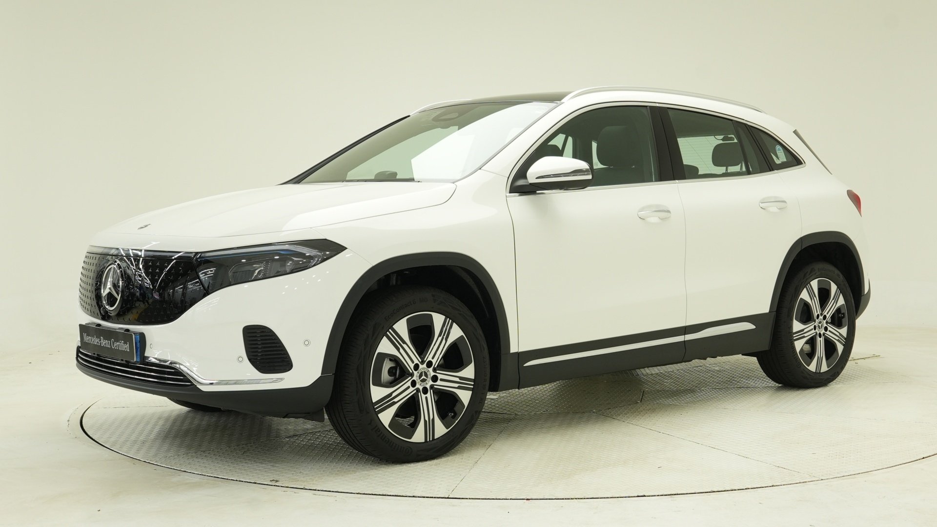 MERCEDES-BENZ EQA - View 1