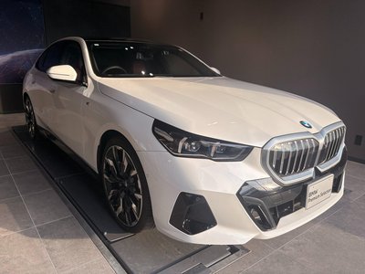 BMW 5 SERIES - 2