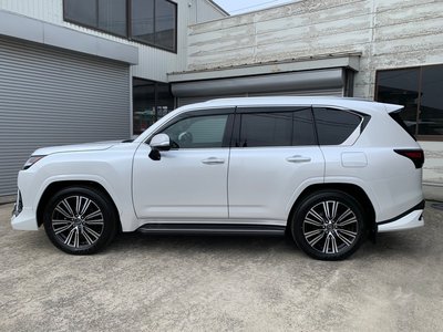 LEXUS LX - 3