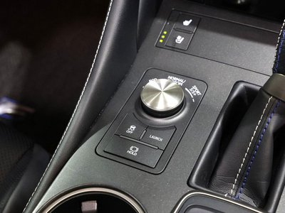 2023 Lexus RC F thumbnail 24