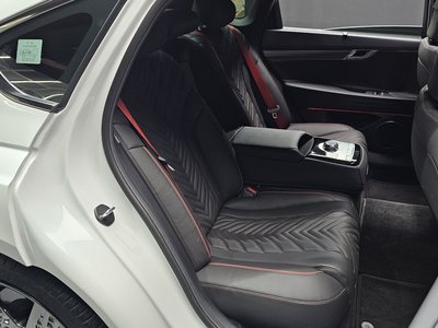 2025 GENESIS G80 (RG3) thumbnail 11